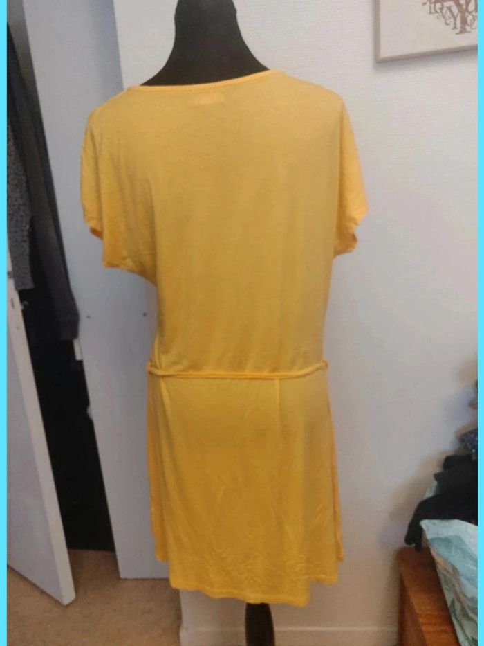 Jolie robe 42/44 - photo numéro 4