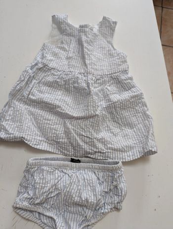 Robe bébé