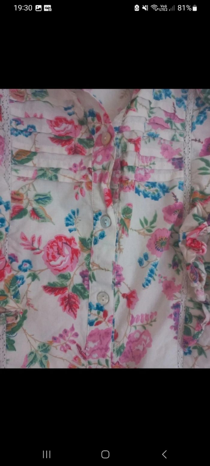 Magnifique blouse à fleurs - photo numéro 3