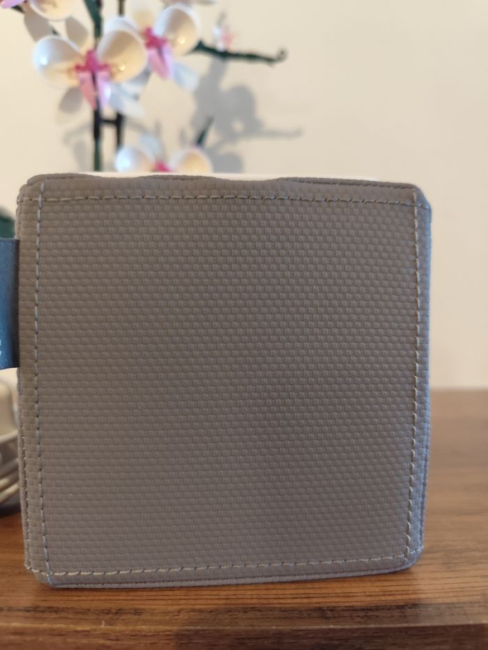 Toniebox grise comme neuve avec son chargeur - photo numéro 5