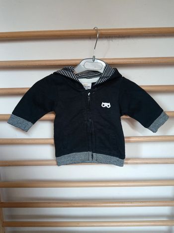 Veste zippé tape a l'oeil