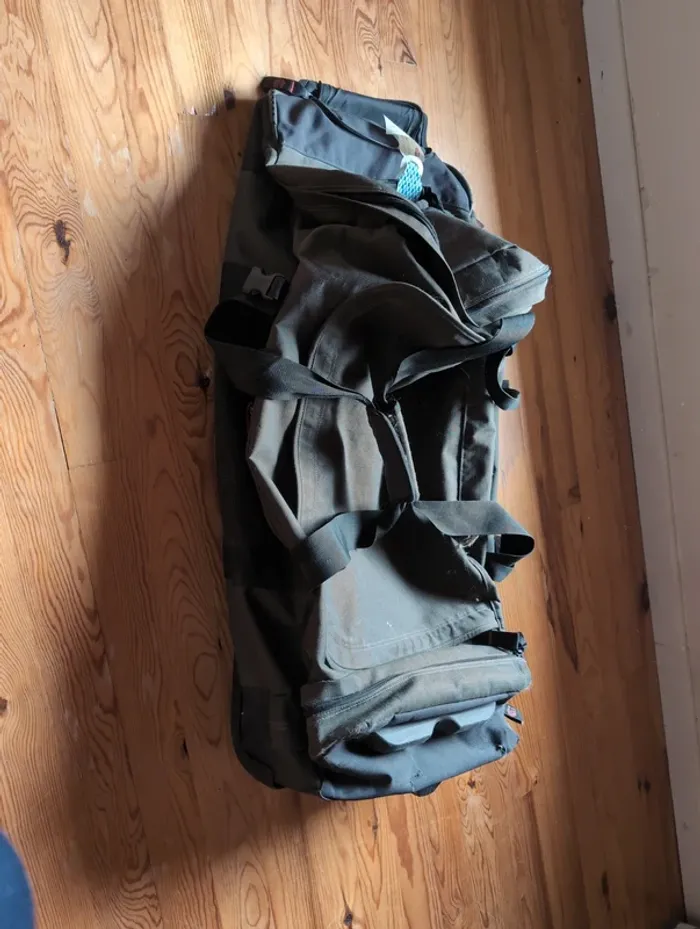 Valise eastpack 130 ou 150 litres