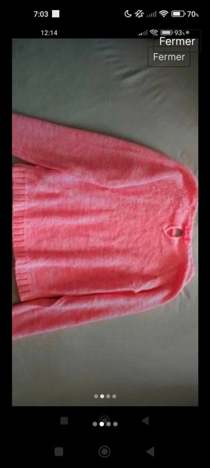 Très beau pull en laine rose fluo - photo numéro 2