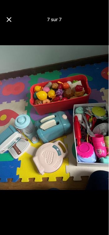 Cuisinière enfant et ses accessoires 