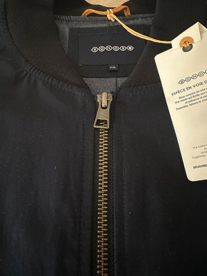 Magnifique blouson de type bomber, neuf avec étiquettes. - photo numéro 2