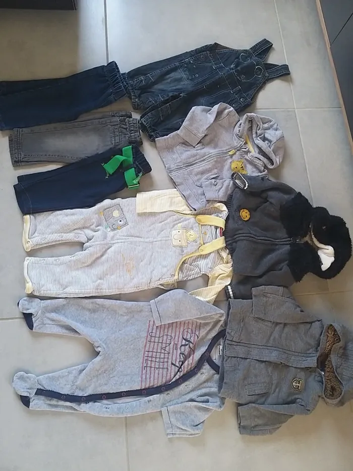 Lot de vêtements hiver garçon en 9 mois