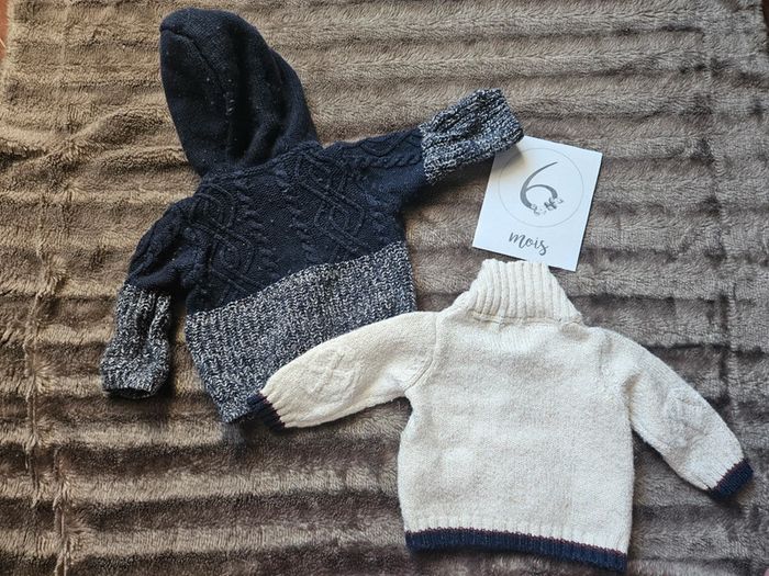 Lot 2 gilets garçon chaud 6 mois - photo numéro 2