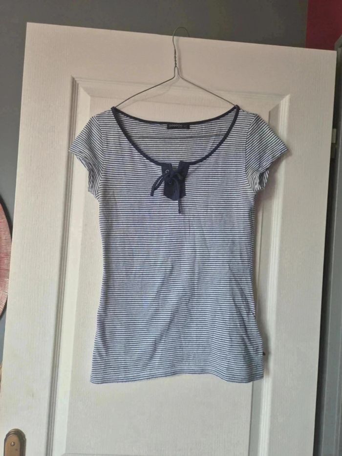 Tee shirt
