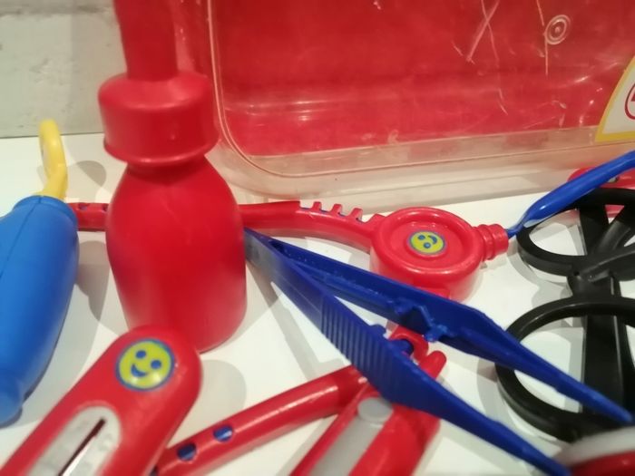Malette pour jouer au docteur - photo numéro 5