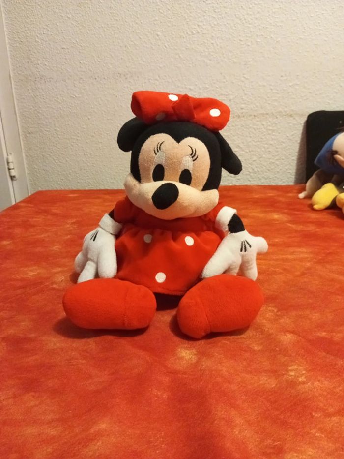 Minnie robe rouge Disney