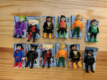 Lot de 12 Figurines Playmobil DC Comics