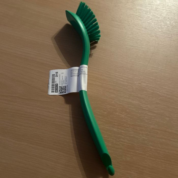 1 brosse à vaisselle verte neuve