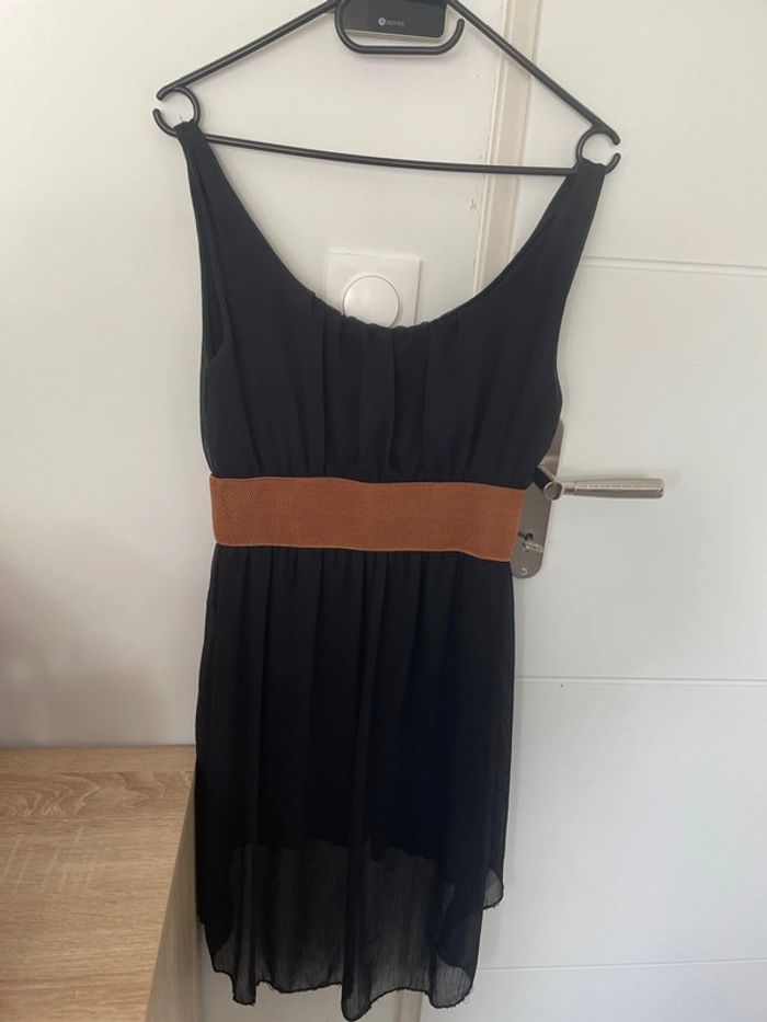 Robe noir - photo numéro 5