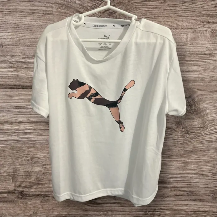T-shirt Fille Puma taille 9/10ans