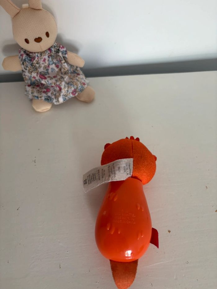 Hochet Loutre Fisher-Price – Bon État - photo numéro 2