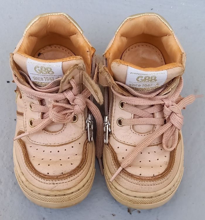 Chaussures GBB taille24 - photo numéro 4