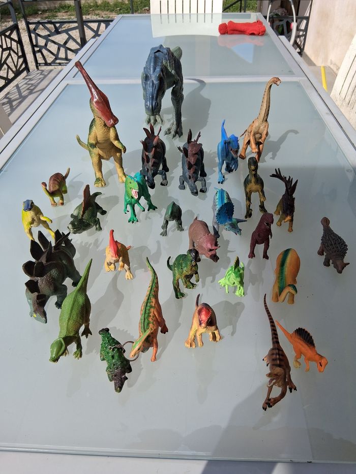 Lot dinosaures - photo numéro 2
