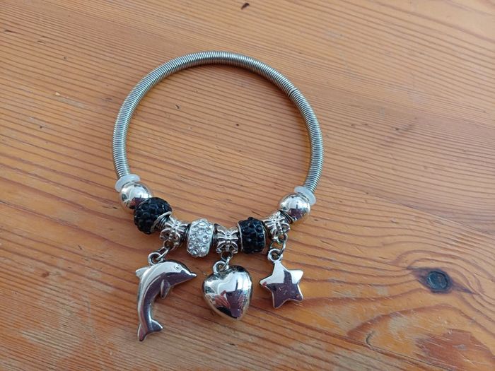 2 bracelets - photo numéro 2
