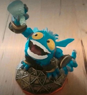Figurine Skylanders Giants : Pop Fizz