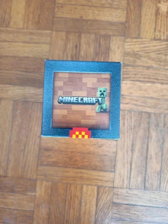 Figurine Minecraft Mc Donald's numéro 3 - photo numéro 2