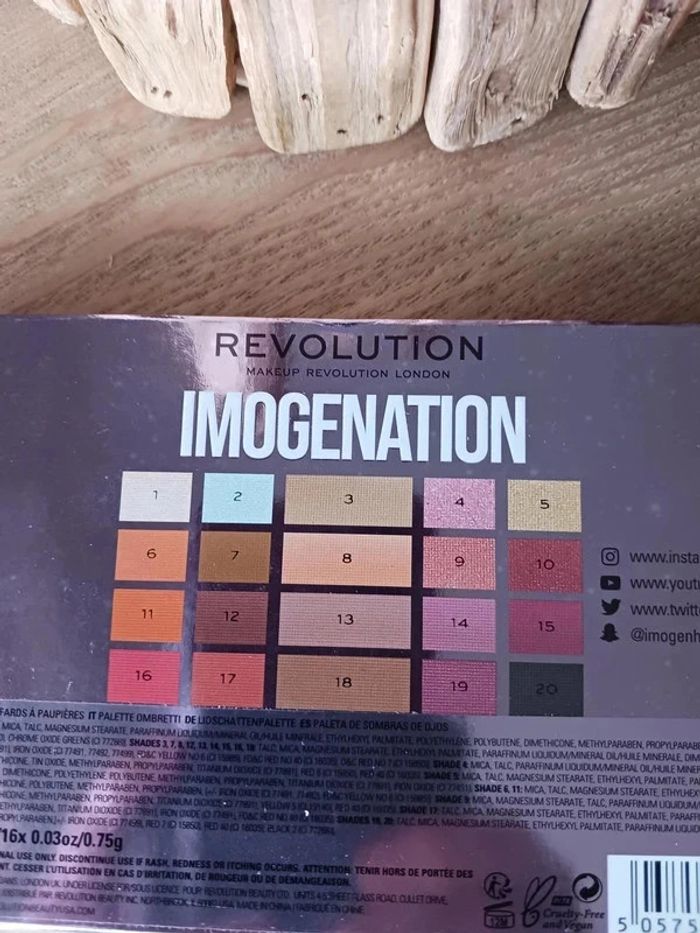 palette de maquillage Révolution imogenation neuve - photo numéro 4