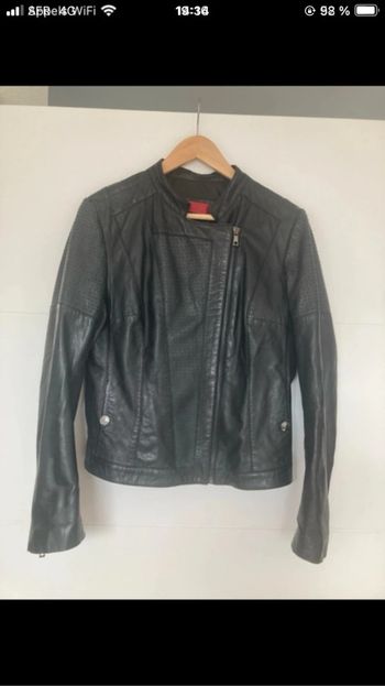 Veste en cuir T42