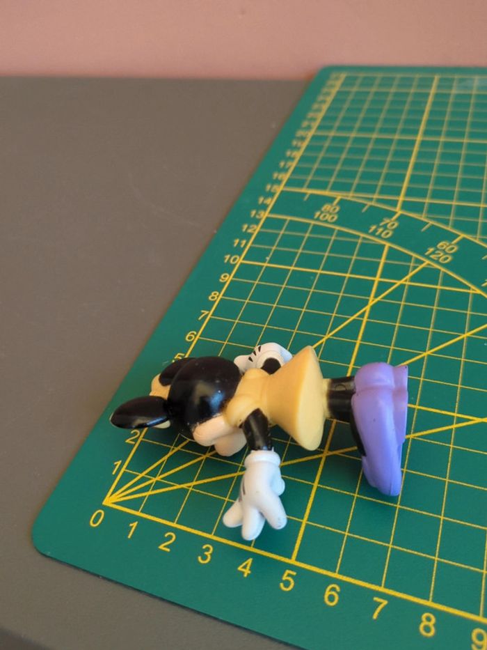 Figurine Disney Minnie - photo numéro 2