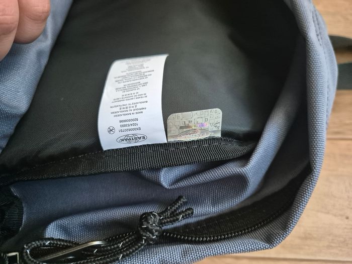Sac a dos Eastapk NEUF bleu clair - photo numéro 3