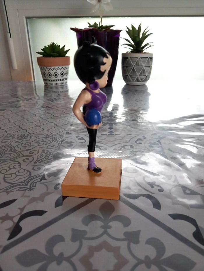 Betty Boop Gymnaste - photo numéro 4