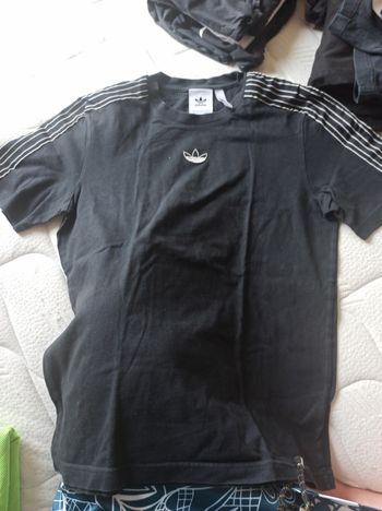 Tee shirt
