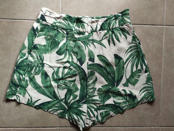 Short vert jungle H&M 38 - photo numéro 2