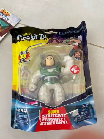 Figurine goo ji zu buzz l'éclair disney