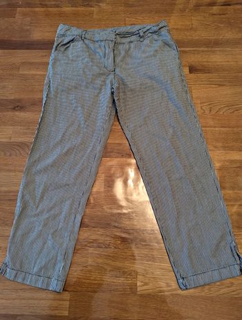 Pantalon / pantacourt léger fille 10 ans Naf Naf