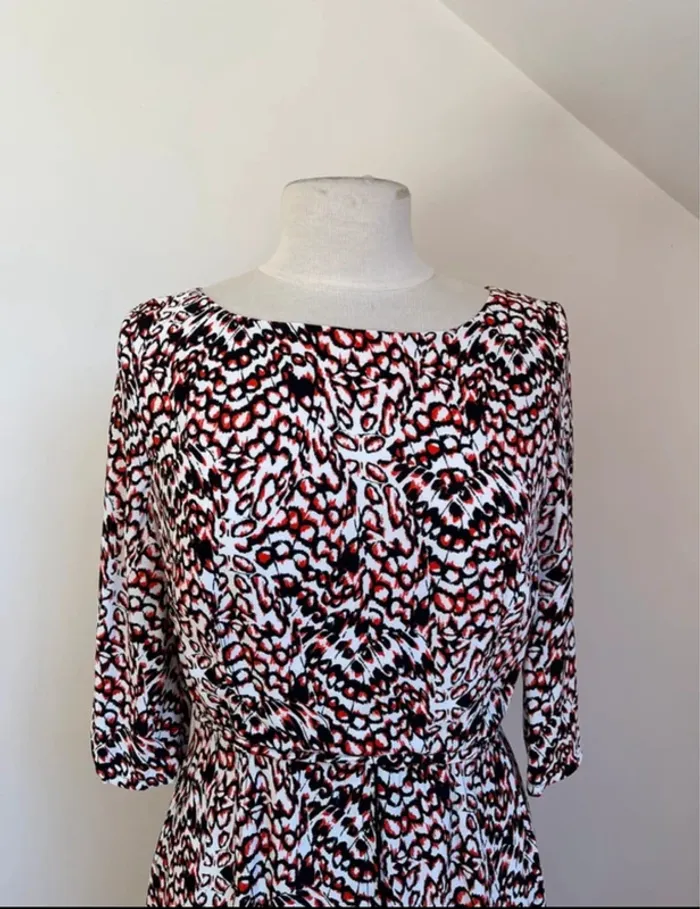Superbe Robe French Connection 🌸 40 L - photo numéro 2