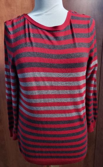Pull à rayures rouge et gris taille 42-44
