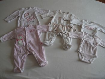 Lot n°1 en 1 mois : 3 Pyjamas velours + 2 Bodies ML