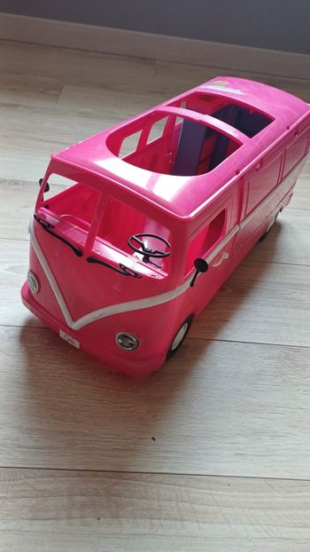 Camion pour barbie ou autre