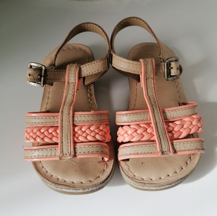 Sandales pointure 23