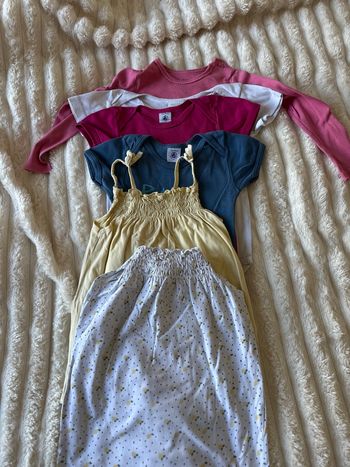 Lot 6 bodies 2 ans 