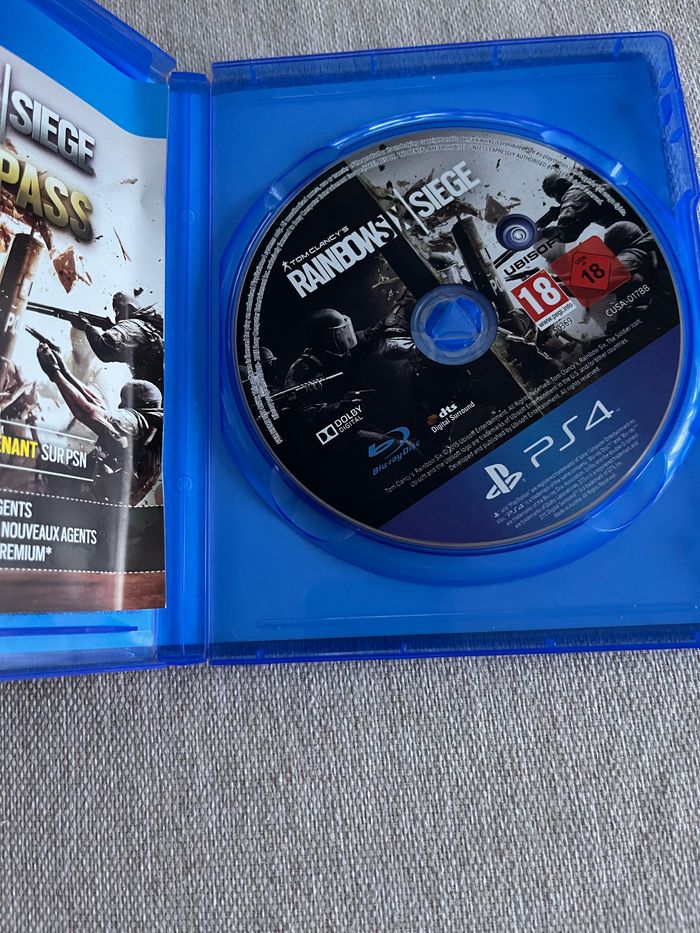 Jeu ps4 tom clancy’s rainbows X siège - photo numéro 2