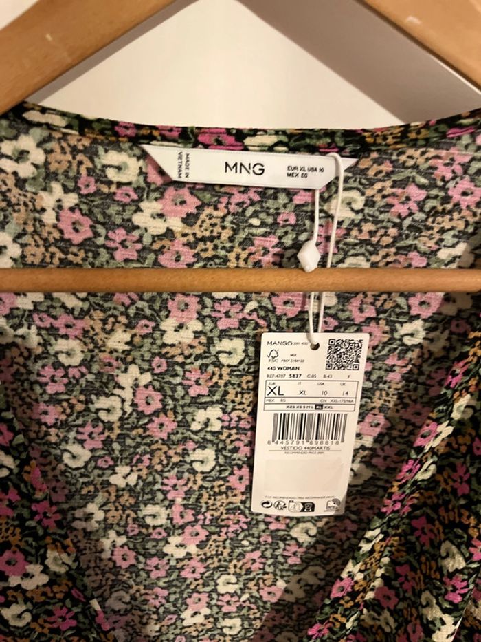 Robe fleurie cache coeur  Mango XL neuve - photo numéro 5