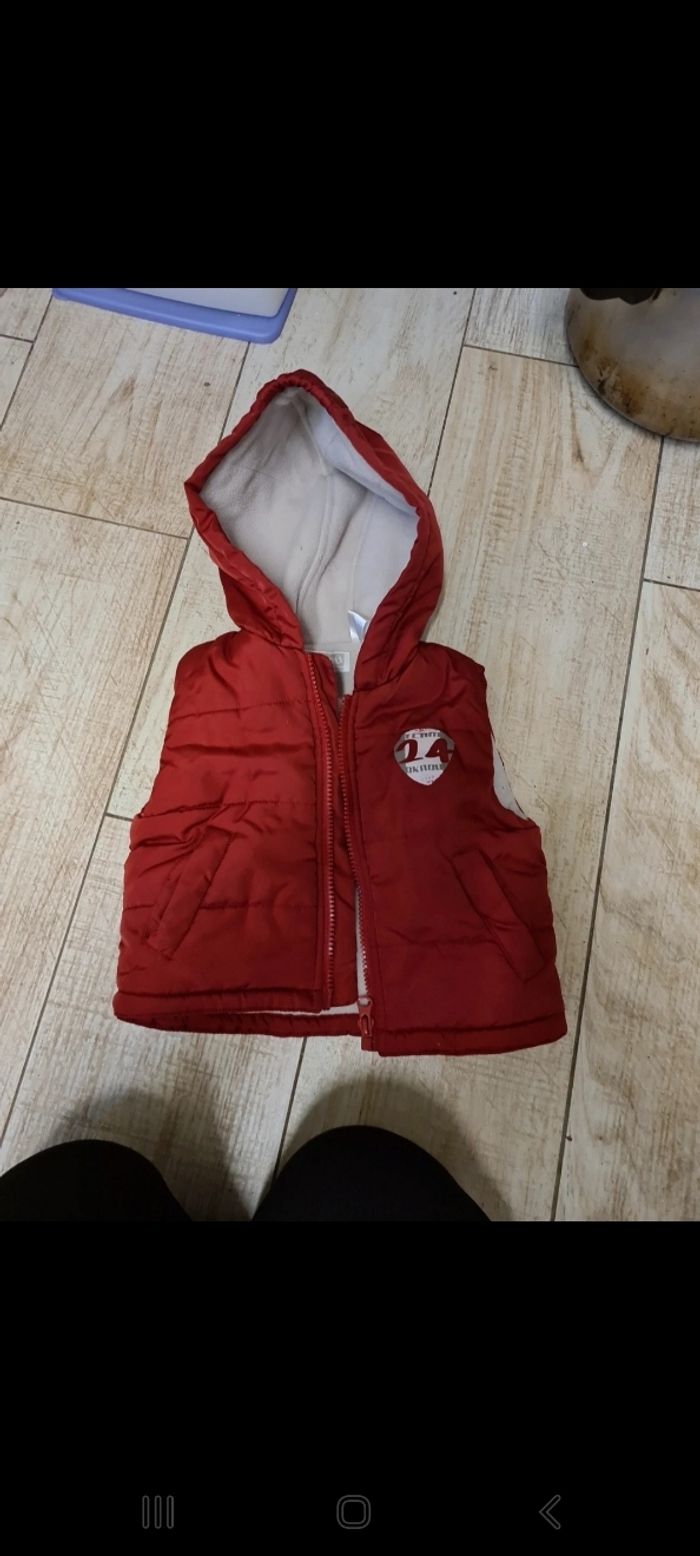 Blouson sans manches 74 cm 9/12 mois