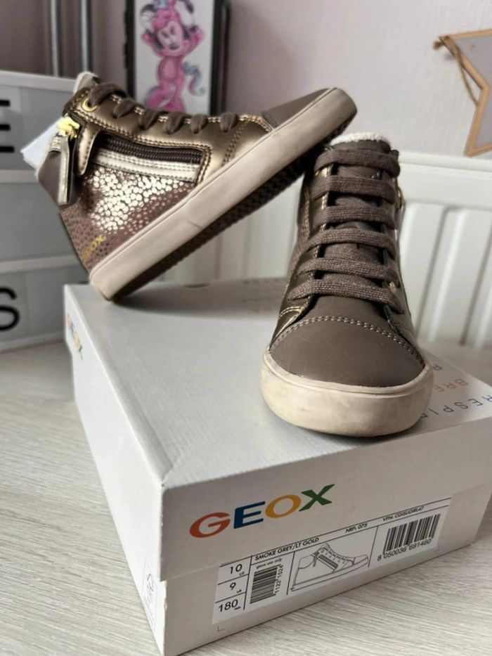 Basquettes hautes fourrées Geox 27 neuves - photo numéro 2