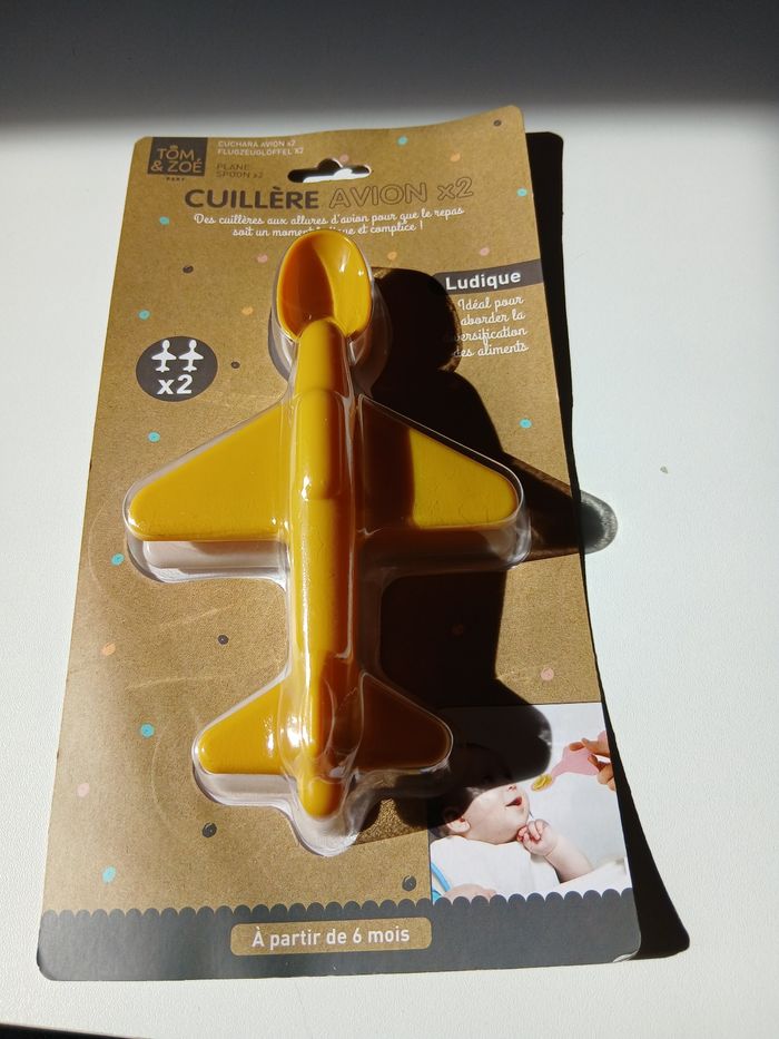 Cuillère avion Tom et Zoé