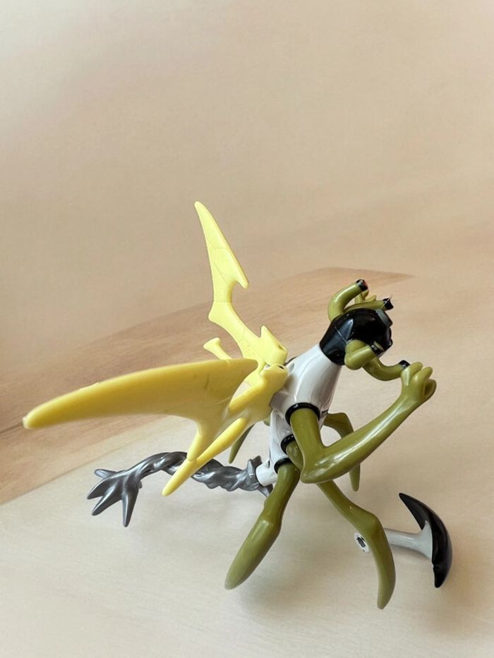 2006 Bandai Rare figurine articulée Ben 10 Stinkfly Stink Fly 10cm - photo numéro 2