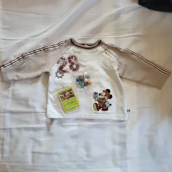 Pull Mickey + Cartes Pokémon + Billes