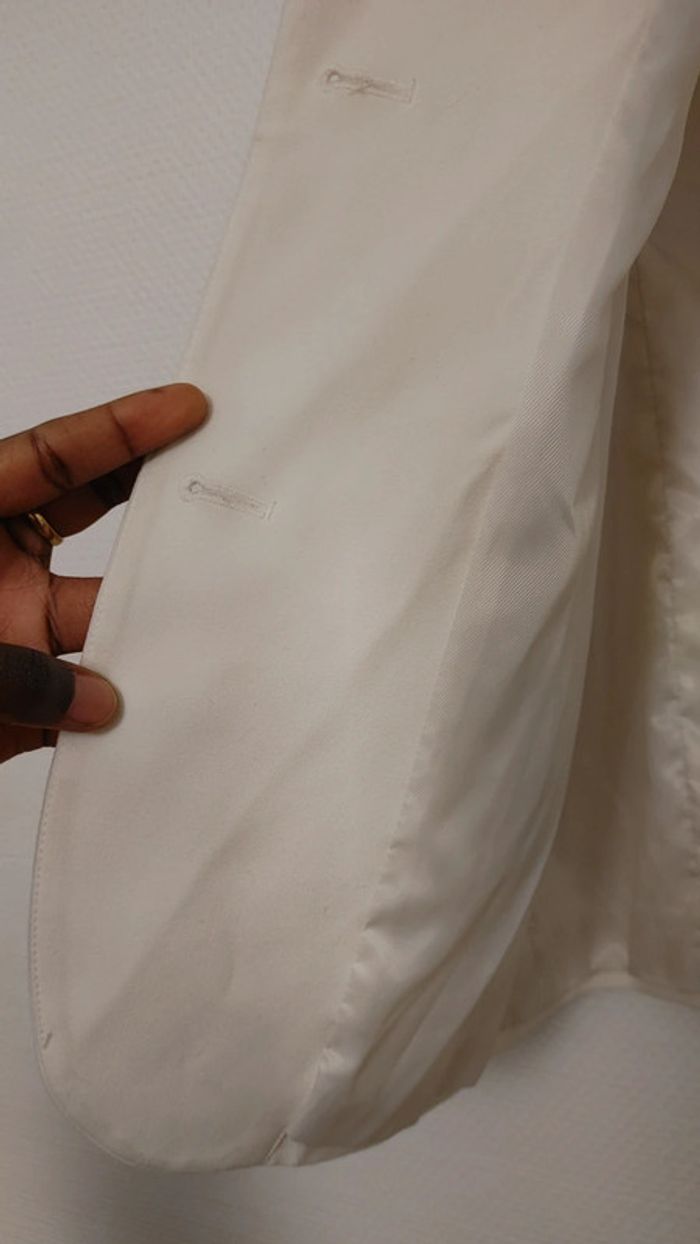 Veste blazer épaulette blanc crème en très bon état pas porté taille 40 - photo numéro 4