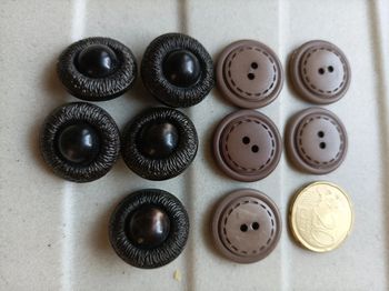Lot de 10 boutons - Mercerie