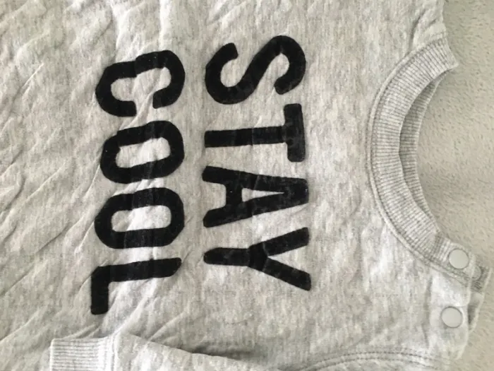 Pull gris HetM 6 mois - photo numéro 2