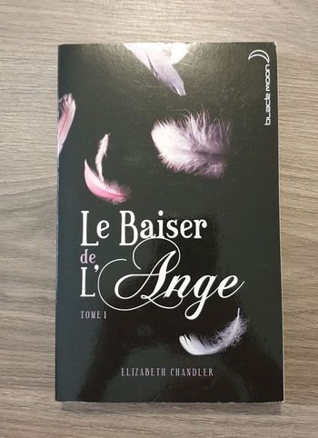 📚 Le Baiser de l'Ange - Tome 1 | Elizabeth Chandler